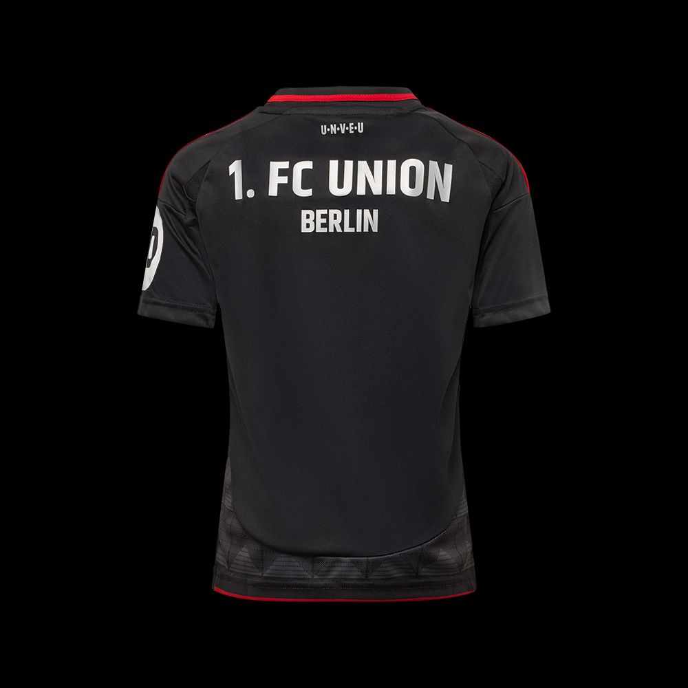 Schwarzes Trikot mit der Aufschrift "1. FC UNION BERLIN" auf dem Rücken.